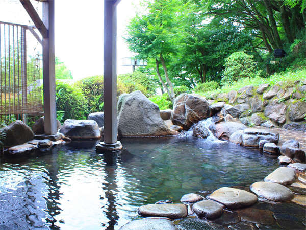 Open-air bath